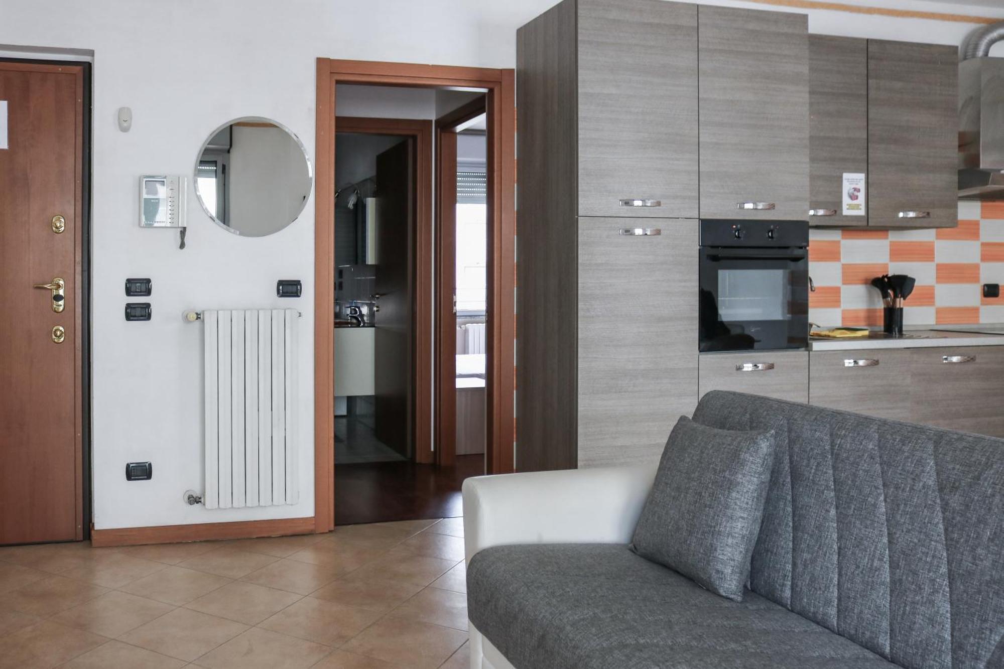 Апартаменты Urban Balcony Hideaway - 3 People Милан Экстерьер фото